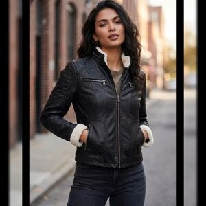 CHAPS Sherpa detail Faux Leather Bomber Jacket - Black Sz: M